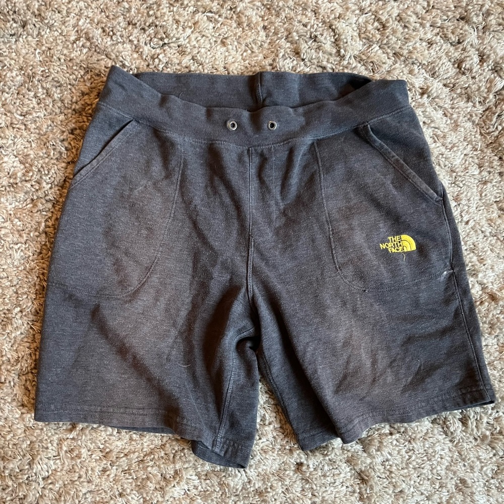 The north face sweat shorts xl